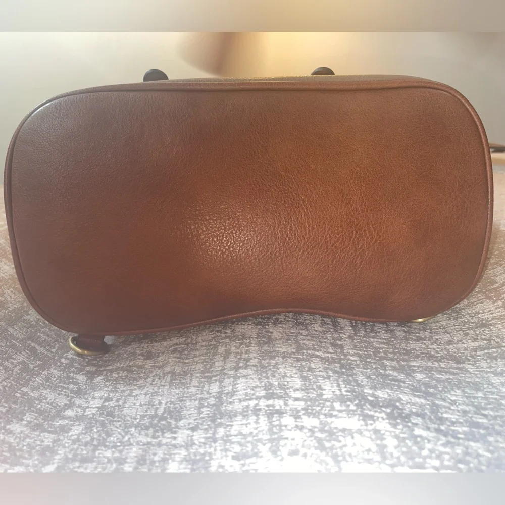 Jen & Co Backpack - Picture 5 of 6